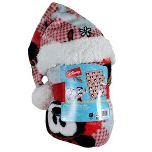 Disney 2 Piece Mickey Mouse Holiday Set Soft Travel Throw and Hat